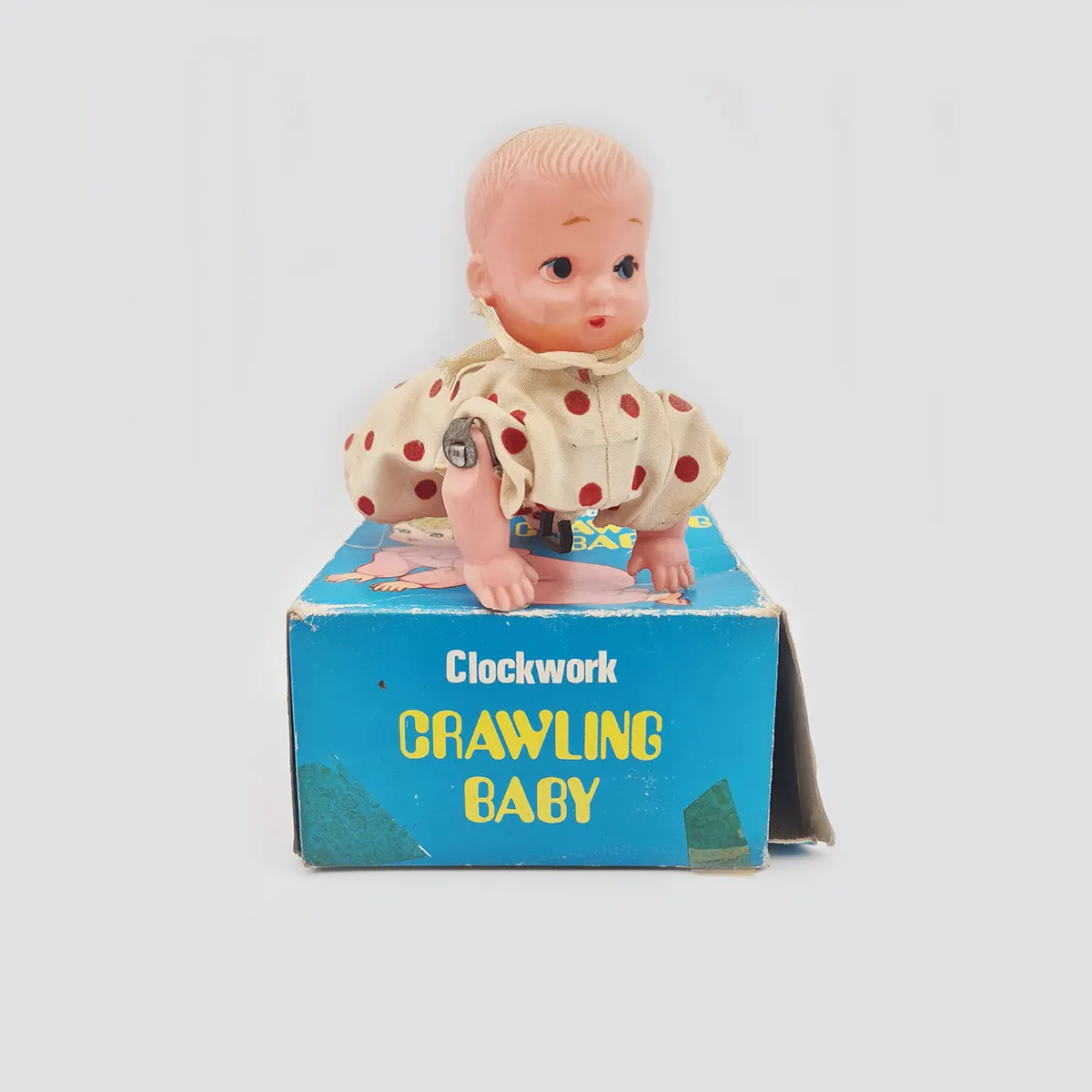 crawiling baby 3