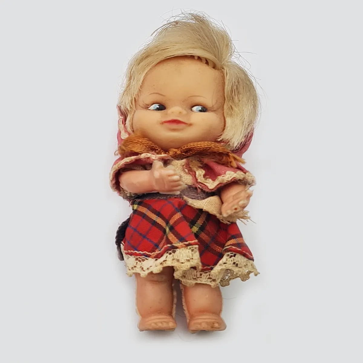 Vintage Miniature Dolls 5