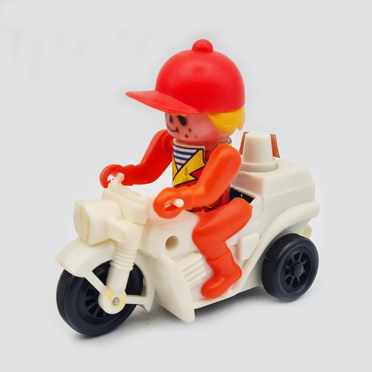 Wind Up Whistling Action Motorcycle 3